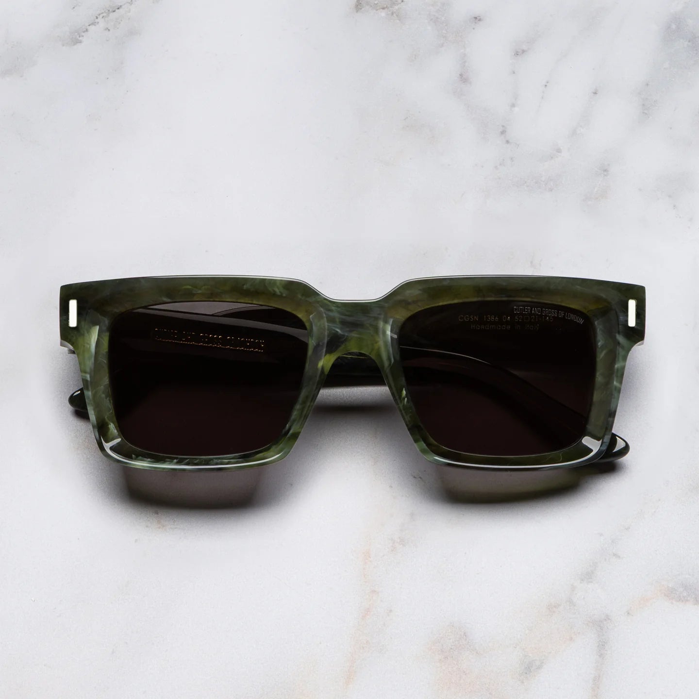 Lunette de soleil Cutler and Gross 1386