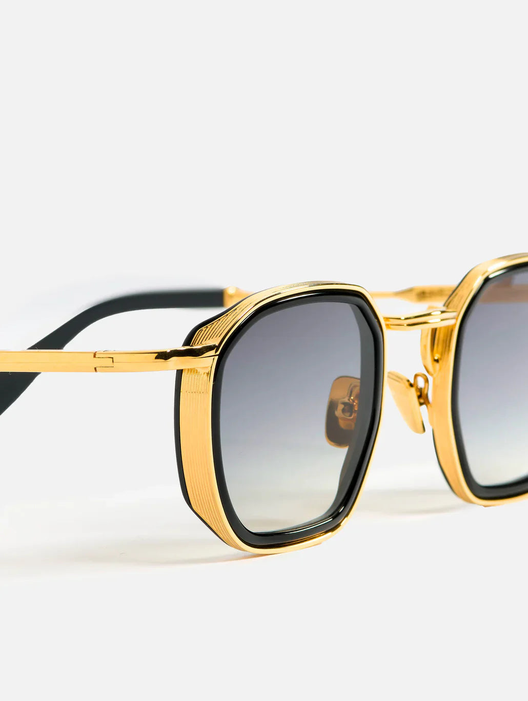 Lunette de soleil John Dalia LEO C100