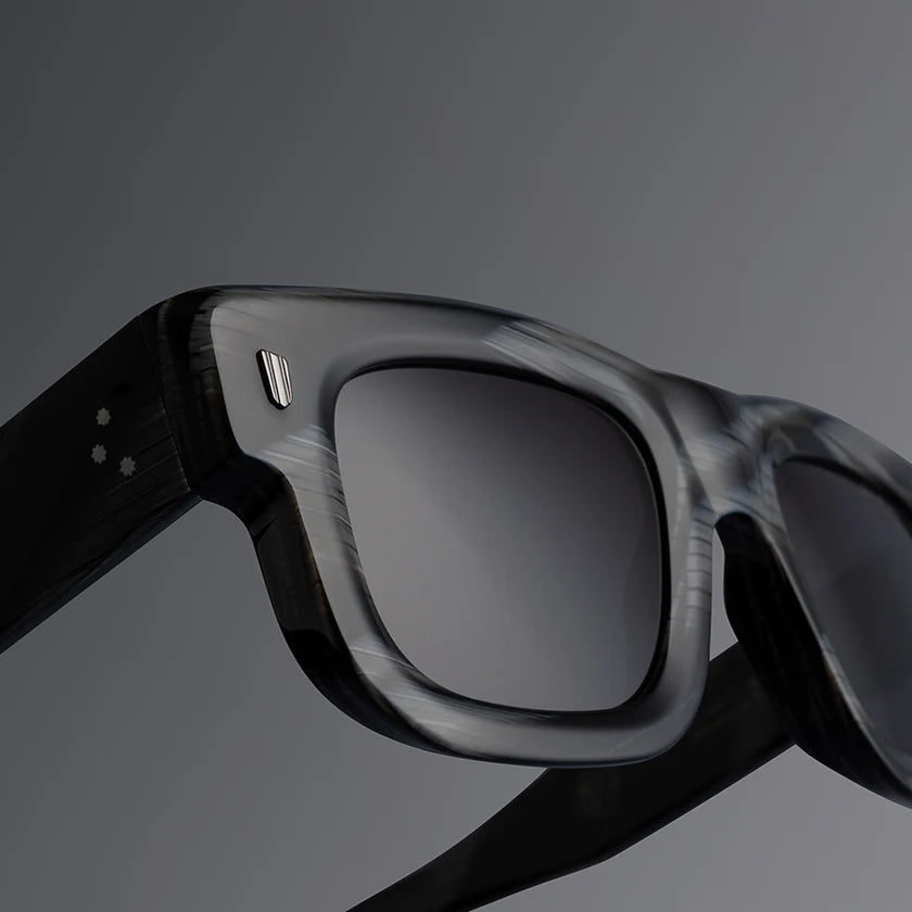 Lunette de soleil Cutler and Gross 1402