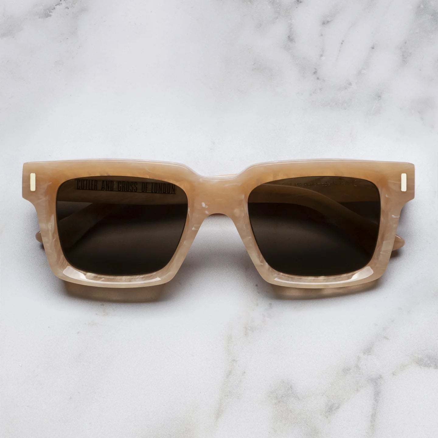 Lunette de soleil Cutler and Gross 1386