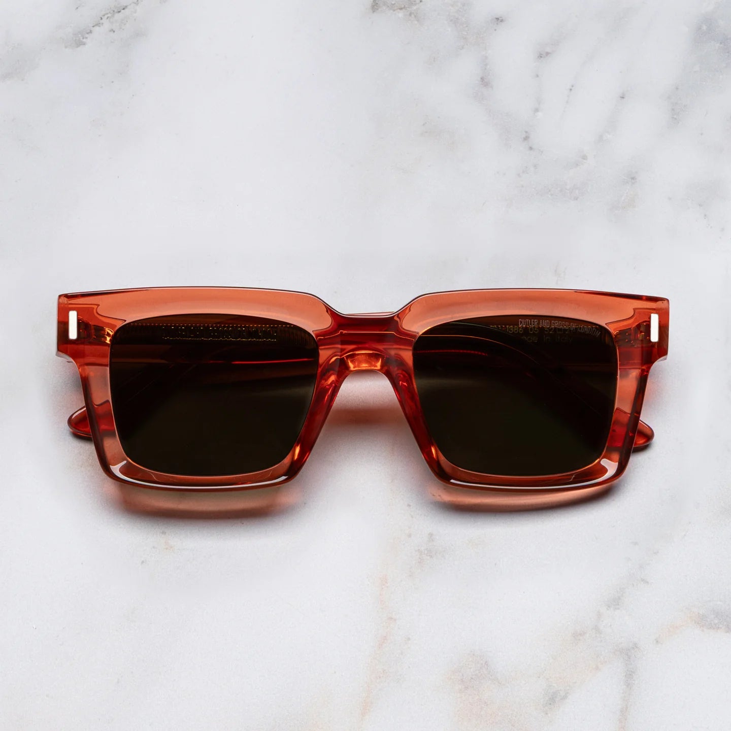 Lunette de soleil Cutler and Gross 1386