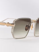 JOHN DALIA MILES C477